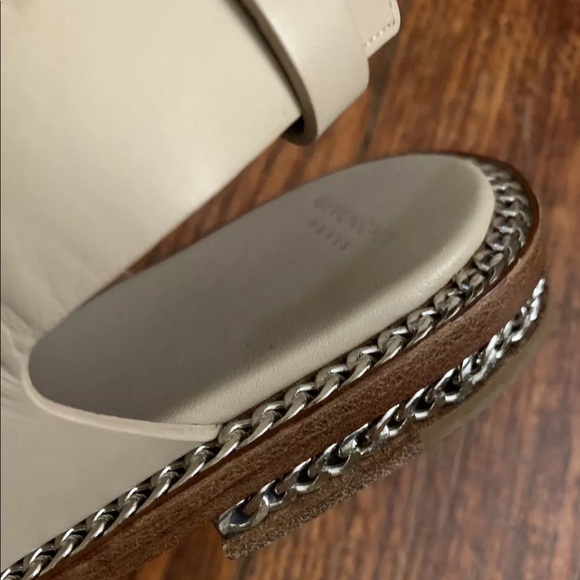 Givenchy Nude Chain Inset Inlay Flat Strap Sandals - Picture 7 of 9